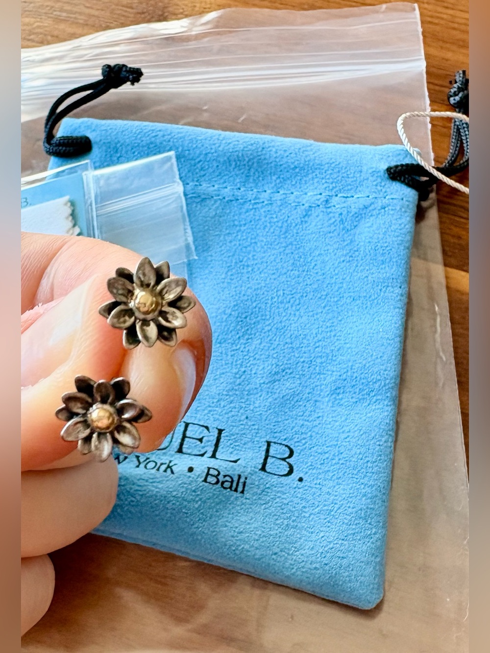 NWT Samuel B. 925 Sterling Silver & 18K Gold Blooming Flower Stud Earrings Bali